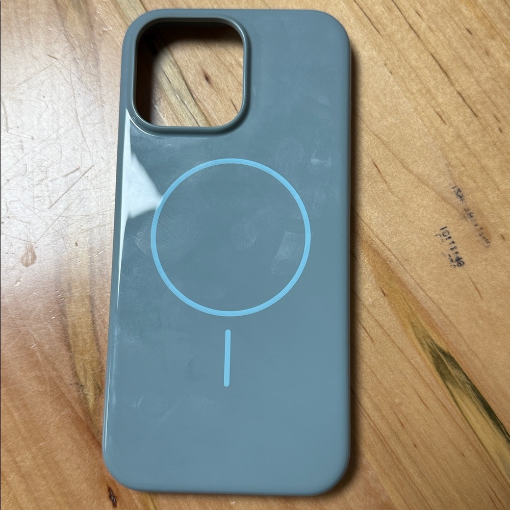 iPhone 16 Pro Max case by Beats.